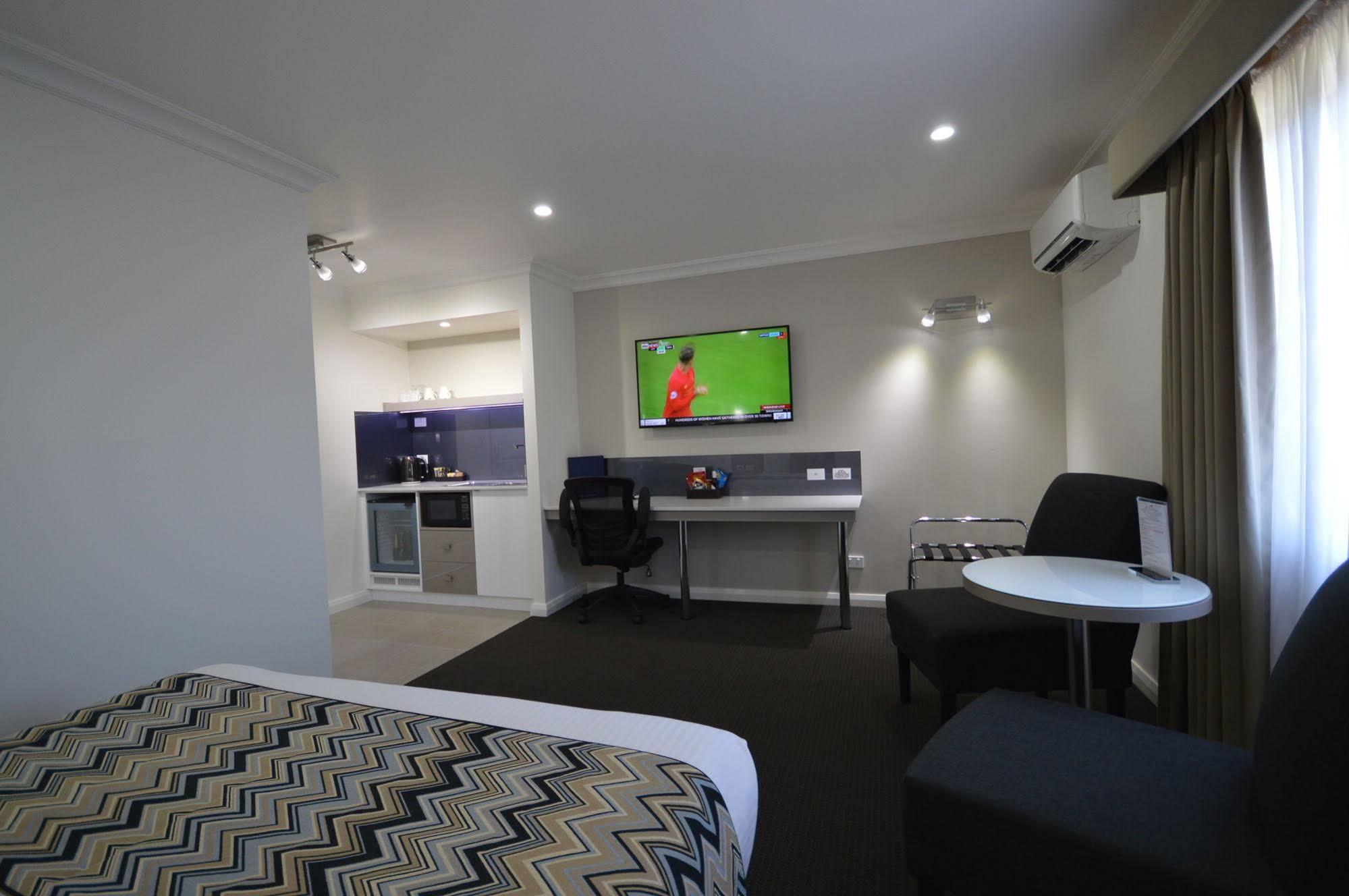 Bluegum Dubbo (Adults Only) Motel Dış mekan fotoğraf